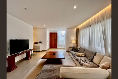 Sala de casa de condomínio para alugar com 3 quartos, 200m² em Vila José Iório, Campinas