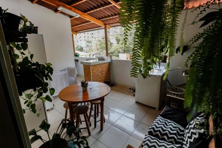 Varanda de casa para alugar com 4 quartos, 96m² em Vila Morse, São Paulo
