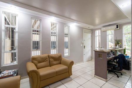 Sala de casa à venda com 5 quartos, 225m² em Vila Lanzara, Guarulhos
