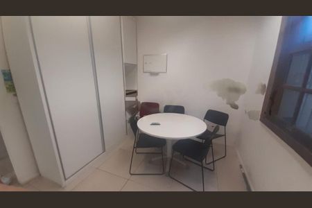 Casa à venda com 7 quartos, 477m² em Vila Paris, Belo Horizonte