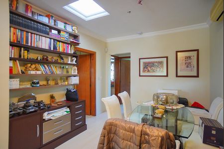 Sala de Jantar de casa à venda com 3 quartos, 275m² em Vila Jardim, Porto Alegre