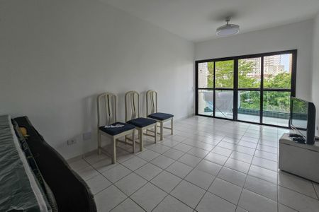Sala de apartamento para alugar com 2 quartos, 70m² em Jardim Las Palmas, Guarujá
