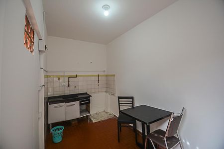 Sala/Cozinha de casa para alugar com 1 quarto, 18m² em Jardim do Mar, São Bernardo do Campo