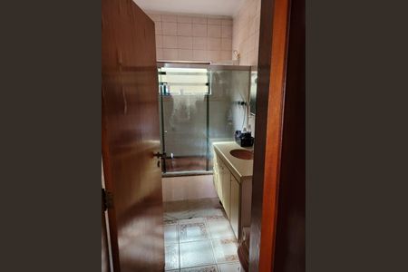 Banheiro de casa à venda com 3 quartos, 326m² em Vila Zelina, São Paulo