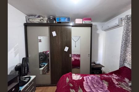 Quarto 1 de apartamento à venda com 2 quartos, 40m² em Santos Dumont, São Leopoldo