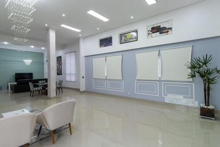 Sala de casa de condomínio para alugar com 3 quartos, 281m² em Rio Cotia, Cotia