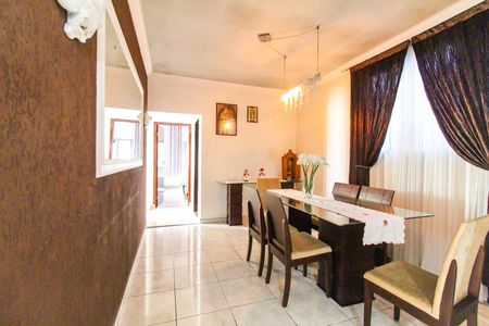 Sala de Jantar de casa para alugar com 4 quartos, 200m² em Jardim Soraia, São Paulo