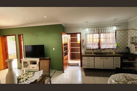 Sala de casa à venda com 3 quartos, 152m² em Vila M Genoveva, Jundiaí