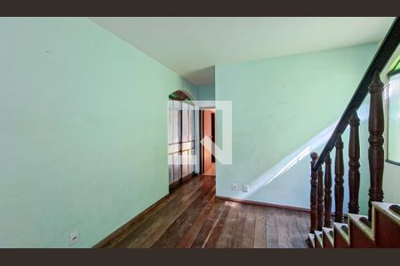 Casa para alugar com 4 quartos, 600m² em Sagrada Família, Belo Horizonte