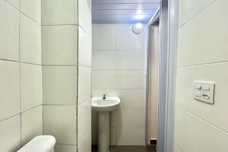 Banheiro de casa para alugar com 1 quarto, 50m² em Americanópolis, São Paulo