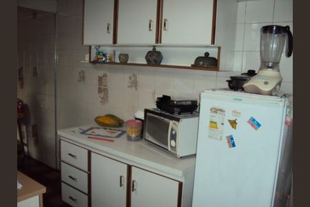 Casa à venda com 3 quartos, 150m² em Jardim Santo Antoninho, São Paulo