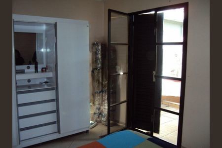 Casa à venda com 3 quartos, 150m² em Jardim Santo Antoninho, São Paulo