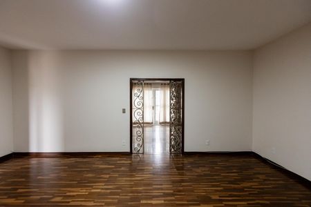 Sala de Estar de casa à venda com 6 quartos, 500m² em Chácara Primavera, Campinas