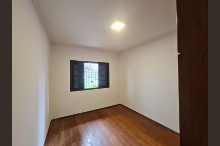 Quarto 2 de casa à venda com 4 quartos, 240m² em Vila Augusta, Guarulhos