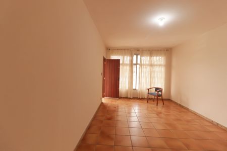 Sala de casa à venda com 2 quartos, 204m² em Vila Loureiro, Jundiaí