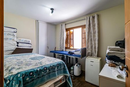 Quarto 01 de casa à venda com 3 quartos, 198m² em Cidade dos Bandeirantes, São Paulo