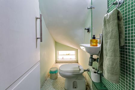 Lavabo de casa à venda com 3 quartos, 198m² em Cidade dos Bandeirantes, São Paulo