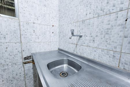 Cozinha de kitnet/studio para alugar com 1 quarto, 20m² em Santa Teresa, Rio de Janeiro