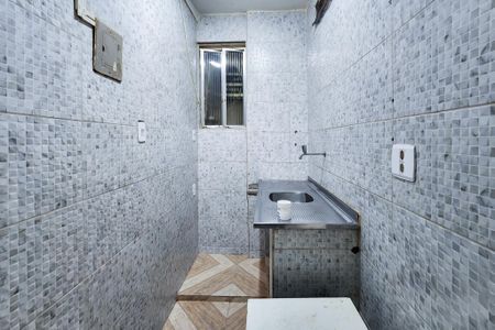 Cozinha de kitnet/studio para alugar com 1 quarto, 20m² em Santa Teresa, Rio de Janeiro