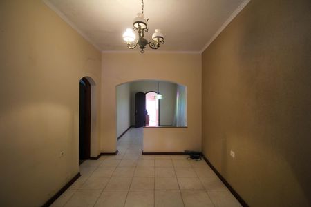 Sala de casa à venda com 2 quartos, 80m² em Jardim Mimar, São Paulo