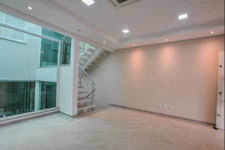 Sala de casa à venda com 4 quartos, 204m² em Vila Santa Teresa, Santo André
