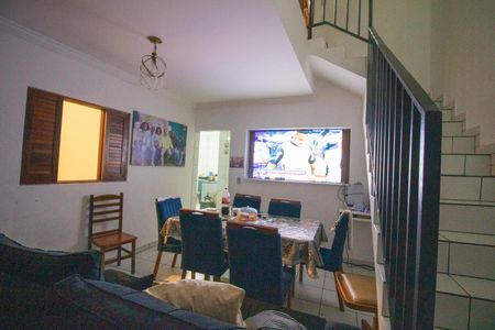 Sala de casa à venda com 5 quartos, 175m² em Vila das Belezas, São Paulo