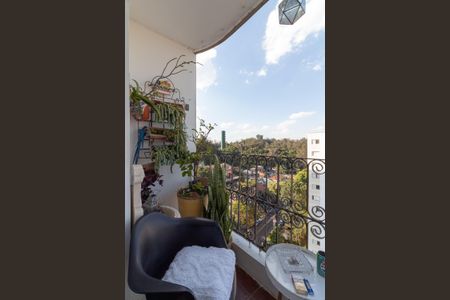 Sacada de apartamento à venda com 2 quartos, 77m² em Vila Indiana, São Paulo
