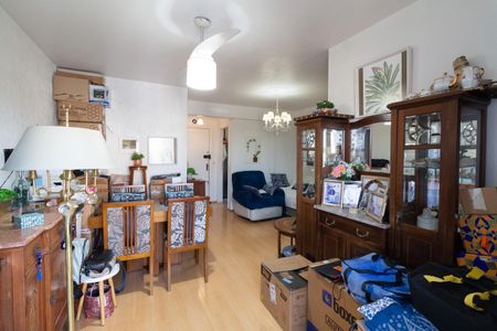 Sala de apartamento à venda com 2 quartos, 77m² em Vila Indiana, São Paulo