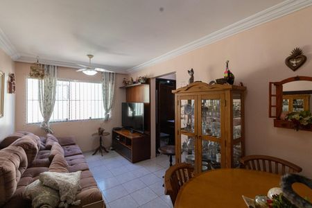 Sala de apartamento à venda com 2 quartos, 52m² em Jardim Lucinda, São Paulo