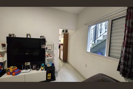 Sala de casa à venda com 2 quartos, 120m² em Jardim Vale Verde, Jundiaí