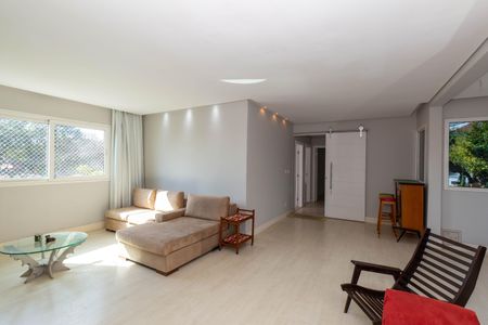 Sala de casa para alugar com 3 quartos, 220m² em Estoril, Belo Horizonte