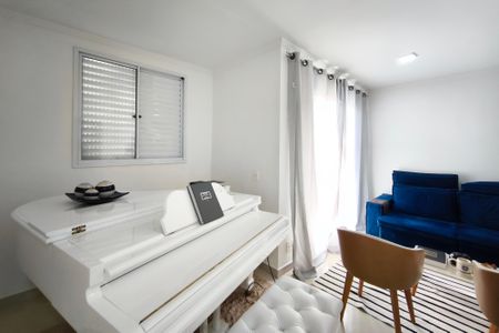 Sala de Estar de apartamento à venda com 2 quartos, 67m² em Vila Satúrnia, Campinas