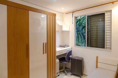 Quarto 1 de apartamento para alugar com 2 quartos, 43m² em Água Chata, Guarulhos