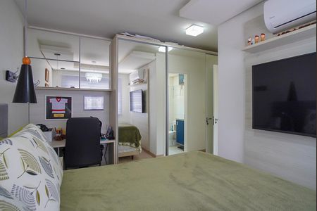 Suíte de apartamento à venda com 2 quartos, 65m² em Bom Fim, Porto Alegre