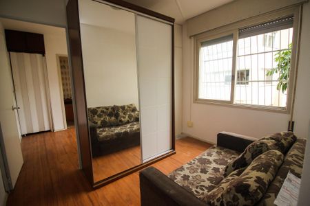 Sala de casa à venda com 1 quarto, 32m² em Santana, Porto Alegre