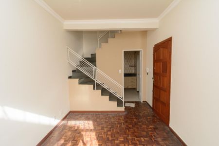 Sala de casa de condomínio à venda com 3 quartos, 124m² em Eldorado, Contagem
