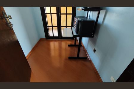 Escritório de casa para alugar com 3 quartos, 413m² em Jardim das Oliveiras, São Paulo