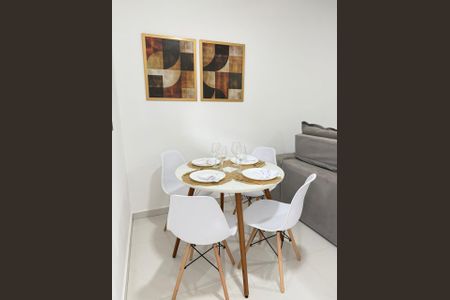 Sala de apartamento à venda com 2 quartos, 51m² em Vila Rosaria, São Paulo