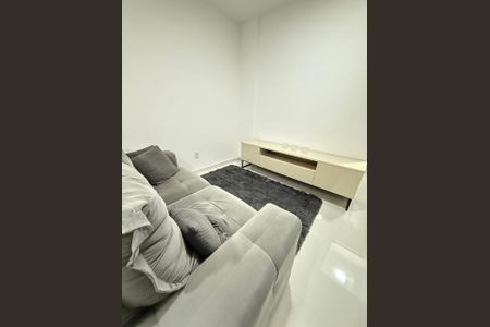 Sala de apartamento à venda com 2 quartos, 51m² em Vila Rosaria, São Paulo