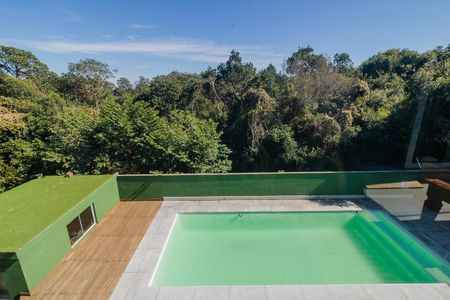 Vista de casa à venda com 3 quartos, 400m² em Teresópolis, Porto Alegre