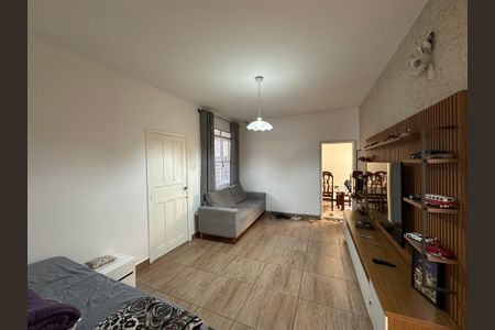 Casa à venda com 2 quartos, 180m² em Bonfim, Belo Horizonte