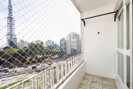 Sacada da Sala de apartamento para alugar com 2 quartos, 96m² em Consolação, São Paulo