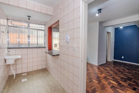 Cozinha e Área de Serviço de apartamento para alugar com 1 quarto, 50m² em Jardim Dona Leopoldina, Porto Alegre
