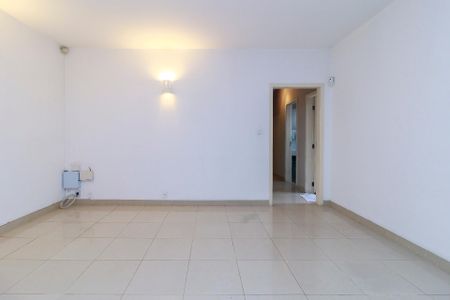 Sala de casa à venda com 4 quartos, 120m² em Nova Piraju, São Paulo