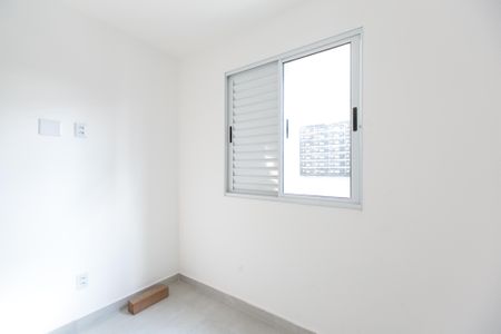 Quarto 2 de apartamento à venda com 2 quartos, 40m² em Parque Sonia, São Paulo