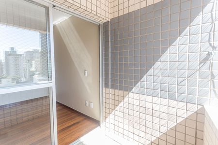 Varanda da Sala de apartamento para alugar com 3 quartos, 120m² em Carmo, Belo Horizonte
