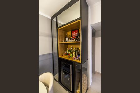 Sala de TV de apartamento à venda com 1 quarto, 52m² em Empresarial 18 do Forte, Barueri