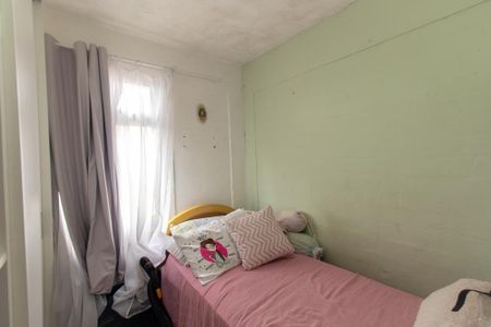 Quarto 1 de apartamento para alugar com 2 quartos, 46m² em Cic, Curitiba