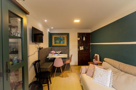 Sala de apartamento para alugar com 2 quartos, 46m² em Cic, Curitiba