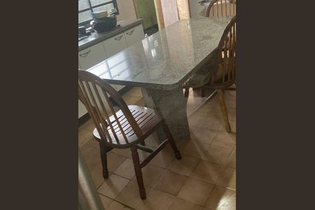 Casa à venda com 3 quartos, 100m² em Jardim Regis, São Paulo